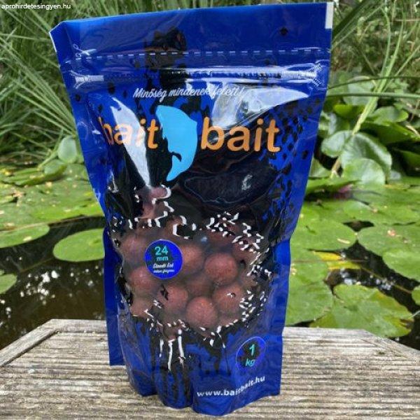 Baitbait Tüzes Barack bojli Tartósított - 20mm 1kg - Sárgabarack, Chili,
Tigrismogyoró, Pörköltmogyoró