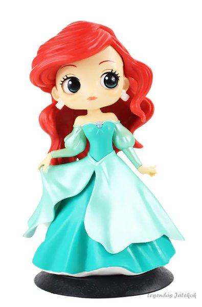 A Kis hableány Ariel zöld ruhában figura baba 12 cm