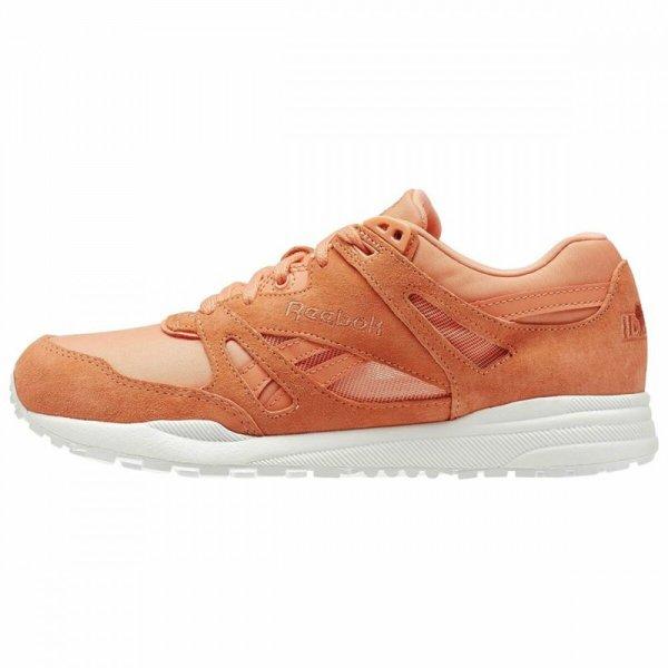 Női cipők Classic Ventilator Reebok Summer Brights Lazac szín MOST 54333
HELYETT 31756 Ft-ért!
