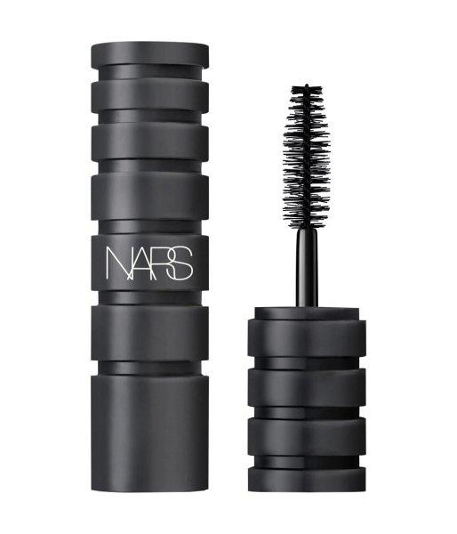 NARS Extrém volumennövelő szempillaspirál Climax (Extreme
Mini Mascara) 4 g Black