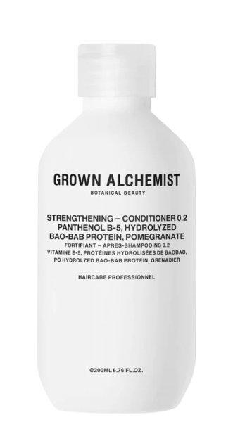 Grown Alchemist Hajerősítő balzsam Panthenol B-5, Hydrolyzed
Baobab Protein, Pomegranate (Strengthening Conditioner) 200 ml
