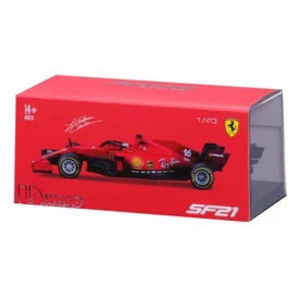 Bburago 1/43 versenyautó - Ferrari, 2021-es szezon autó versenyzővel