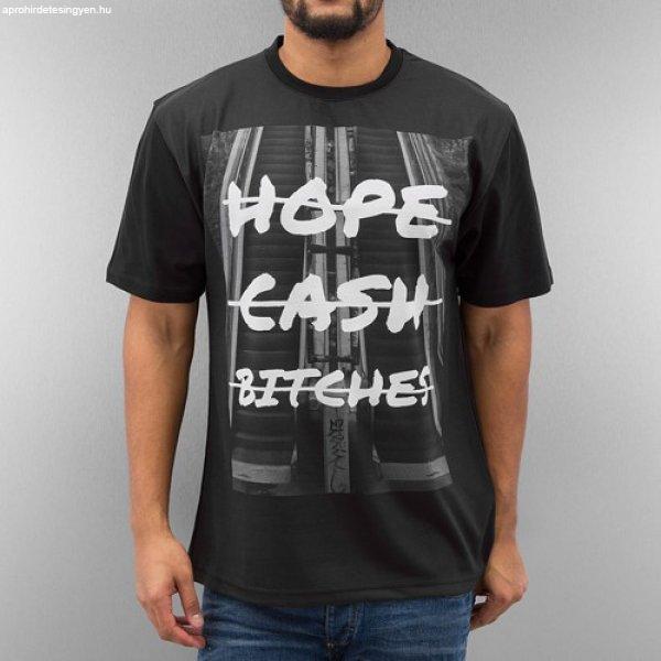 Dangerous DNGRS Hope Cash Bitches T-Shirt Black