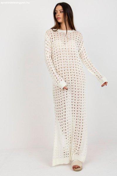Hosszú pulóver ruha perforált mintával 1033 színű ekrü modell