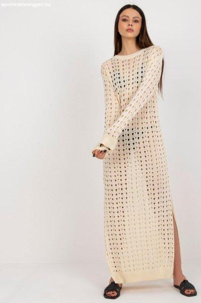 Hosszú pulóver ruha perforált mintával 1033 világos bézs modell