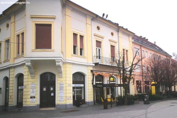  Eladó ingatlan, Székesfehérvár