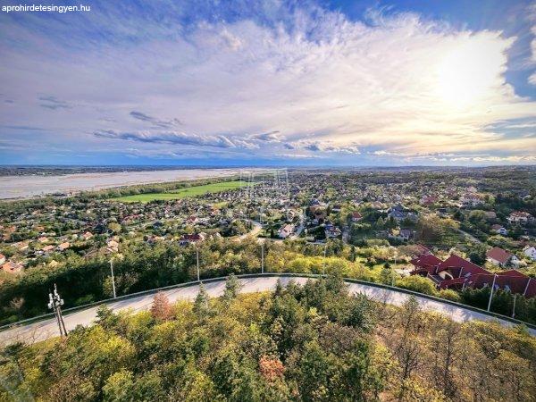 Eladó telek Velence, 	Panorámás ikertelek