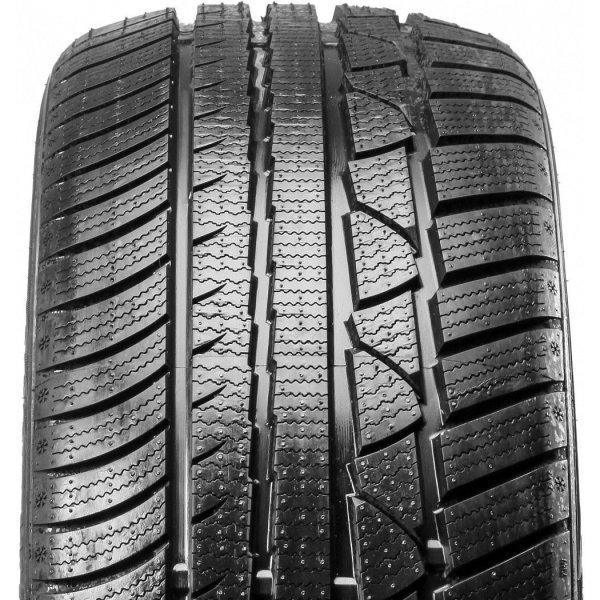 225/45R17 (94V) LEAO WINTER DEFENDER UHP Téli személy. A legolcsóbb
gumiabroncsok az onlinegumi.s...