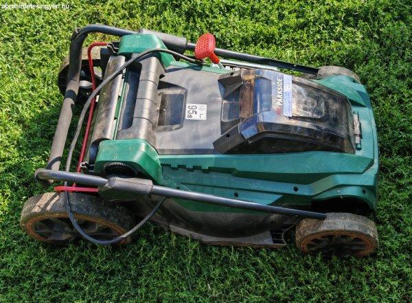 HIBÁS, működésképtelen ParkSide PRMA 40-Li C1 SOLO X20V vezeték nélküli
40V 40cm akkumulátoros fűnyíró, Brushless fűnyírógép kefementes
motorral, fűgyűjtő, akku és töltő NÉLKÜL