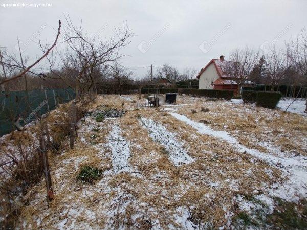 Napfényes zártkert eladó. - Székesfehérvár