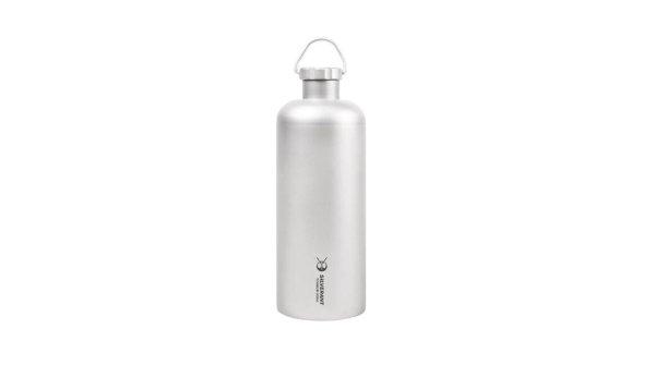 Silverant Titanium palack hurokkal a kupakon 600 ml