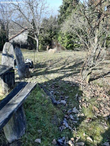 Zalaegerszegen városra néző panorámával telek eladó