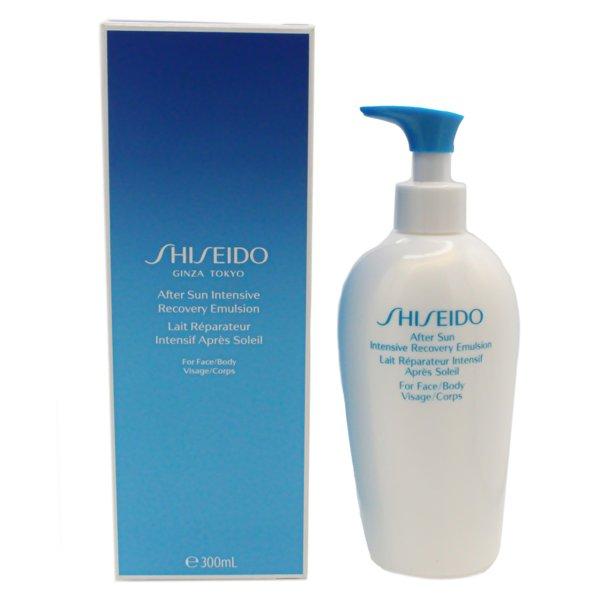 Shiseido Intenzíven tápláló emulzió barnulás
után (After Sun Intensive Recovery Emulsion) 300 ml