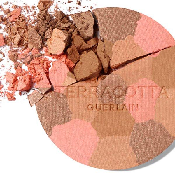 Guerlain Csere utántöltő bronzosító
fényesítő púderhez Terracotta (Light The Sun Kissed Healthy
Glow Powder Refill) 10 g 02 Moyen Rosé