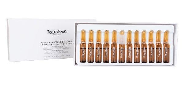 Natura Bissé Hámlasztó ampulla zsíros és
pattanásos bőrre Advanced Professional Peels (Perfecting Resurfacing
Peel) 12 x 3 ml