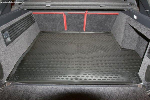 Gumi méretpontos csomagtér tálca Land Rover Range Rover 2012-2021 (sínek
nélkül)|Novline