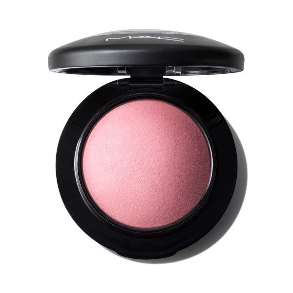 MAC Cosmetics Kompakt arcpirosító (Mineralize Blush) 3,2 g Dainty