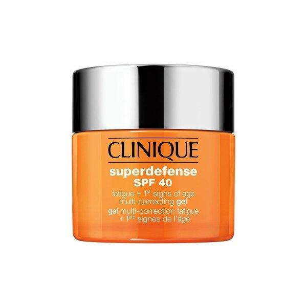 Clinique Védő nappali zselés krém Superdefence SPF 40
(Multi-Correcting Cream) 50 ml