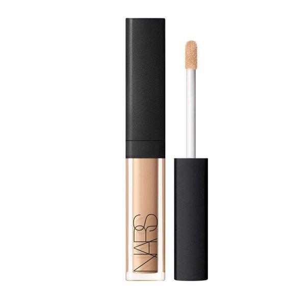 NARS Világosító krémes korrektor (Mini Radiant Creamy
Concealer) 1,4 ml Custard