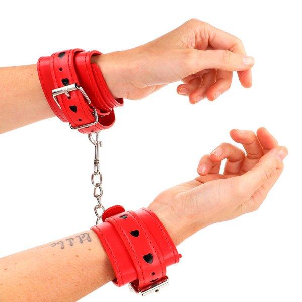 KINK - PIROS CSUKLÓSZORÍTÓK FEKETE SZÍV BETÉTTEL, ÁLLÍTHATÓ 21-28 CM X
5,5 CM
