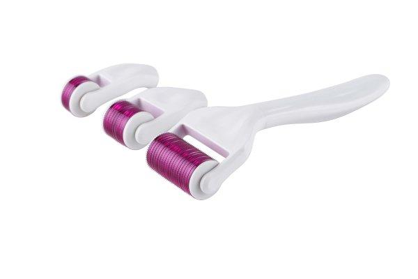 Palsar 7 Arckezelő masszírozó henger mikrotűkkel 4 az
1-ben (White 4-in-1 Micro-needle Roller Set)