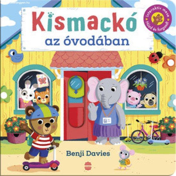 Kismackó az óvodában