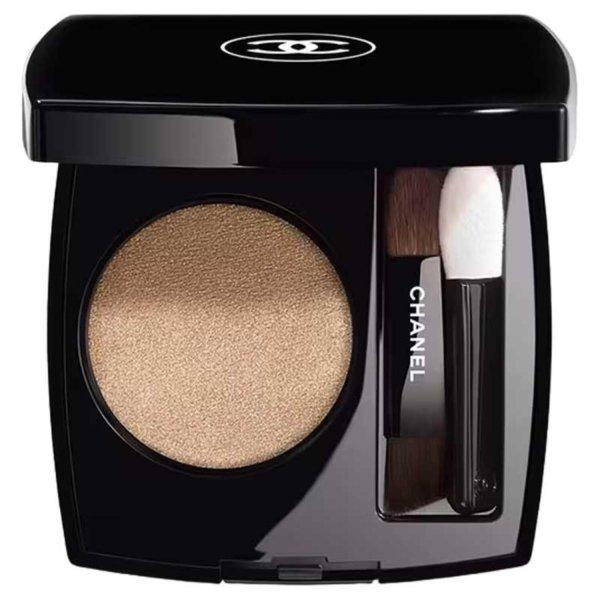 Chanel Tartós szemhéjfesték Ombre Essentielle (Eyeshadow) 1,9 g
238 Quartz Fumé