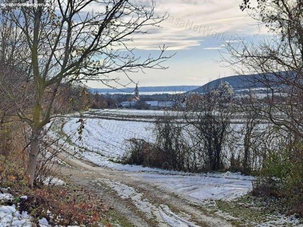 Természet közeli lehetőség -eladó GAZDASÁGI ÉPÜLET BALATONCSICSÓN -
Balatoncsicsó