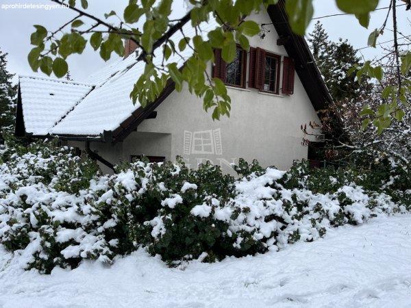 Eladó családi ház Budaörs, 	Budaörs Úthegy