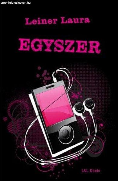 Egyszer