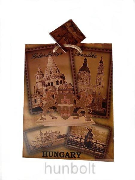 Barna Budapest címeres dísztasak (ajándék tasak) 23x18 cm 