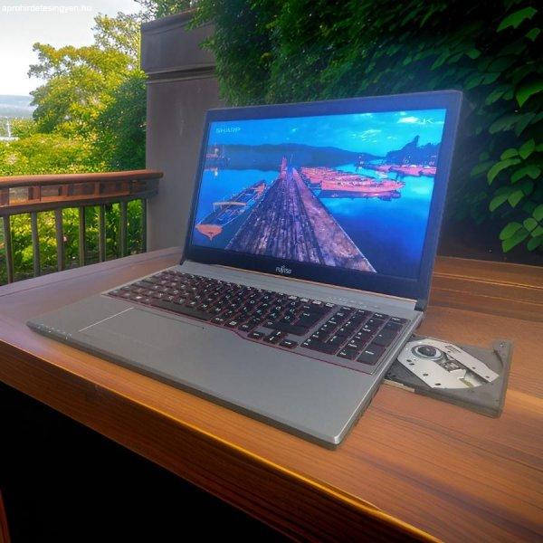 Leértékelve kis LCD folt Japán Precízió Fujitsu Lifebook E754
i5-4300M/8/256SSD/15,6