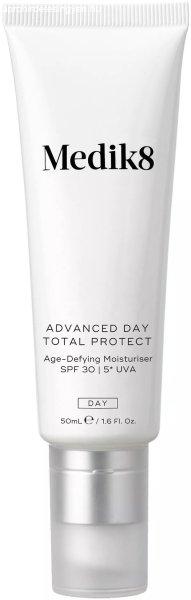 Medik8 Hidratáló krém Advanced Day Total Protect SPF 30
(Age-Defying Moisturiser) 50 ml