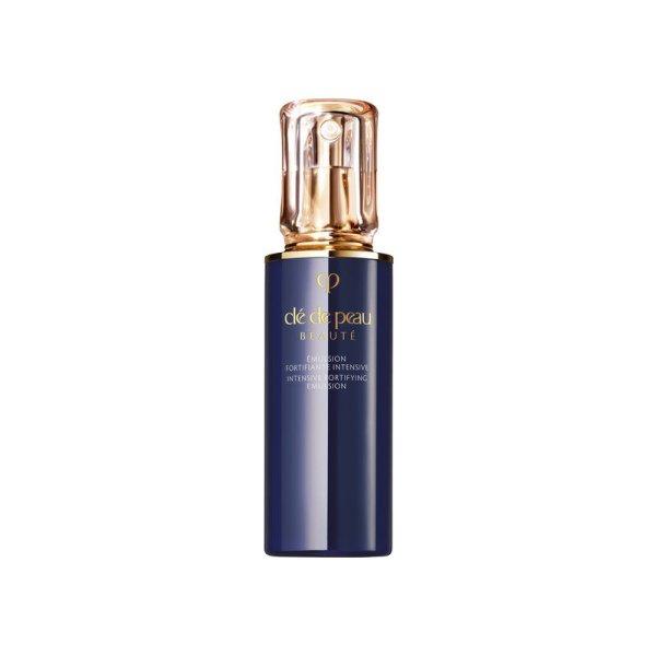 Clé de Peau Beauté Éjszakai intenzív feszesítő
emulzió (Intensive Fortifying Emulsion) 125 ml