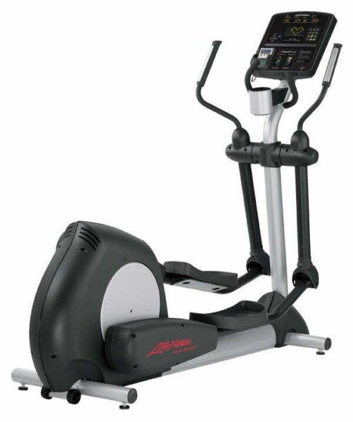 Club series elliptical cross-trainer