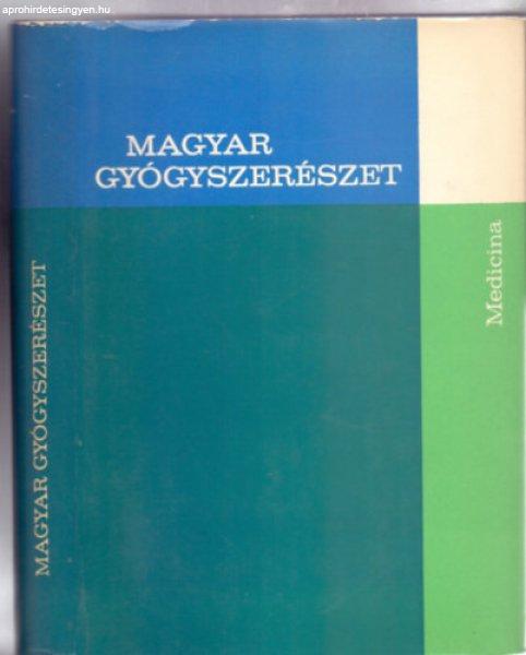 Magyar gyógyszerészet 1967 - Hungarian Pharmacy 1967 - A Magyar
Gyógyszerészeti Társaság kiadványa - Szerkesztette: Dr. Kempler Kurt