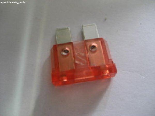 10A piros késes biztosíték, 100 darabos csomag (T15050)?