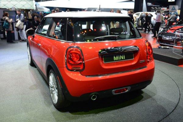 Csomagtartó élvédő Mini Cooper 2014- (F56, karbon)|Avisa