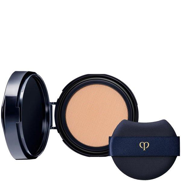 Clé de Peau Beauté Csere utántöltő a szivacsos,
fényesítő kompakt sminkhez SPF 25 (Radiant Cushion Foundation
Natural Refill) 14 g 020 Light Medium Ocher