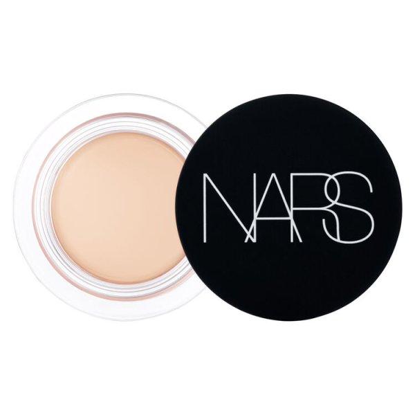 NARS Mattító korrektor (Soft Matte Complete Concealer) 6,2 g Madeleine