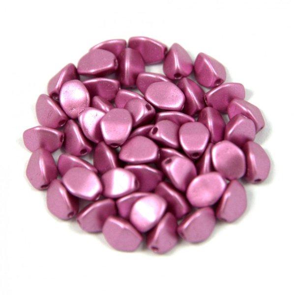 Cseh préselt Pinch gyöngy - fuchsia metallic satin - 5x3mm