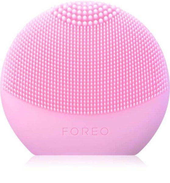 Foreo LUNA Play Smart 2 intelligens tisztítókefe minden
bőrtípusra Midnight Magic