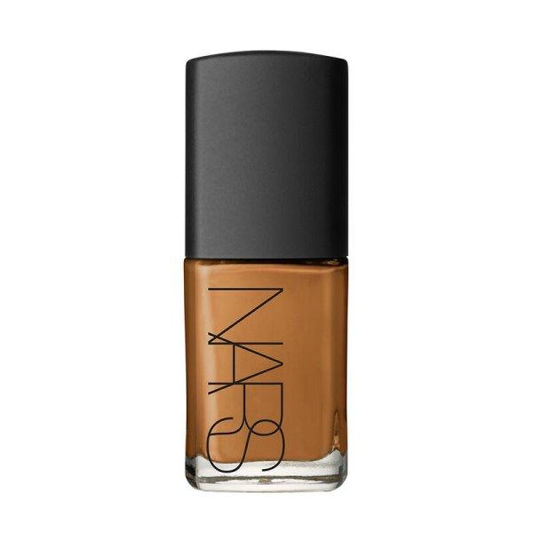 NARS Folyékony smink Sheer Glow (Foundation) 30 ml Marquises