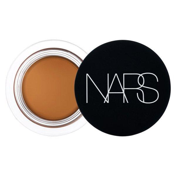 NARS Mattító korrektor (Soft Matte Complete Concealer) 6,2 g Chocolate