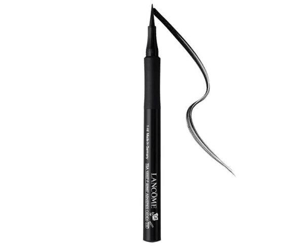 Lancôme Folyékony szemhéjtus Liner Plume (High Definition Long
Lasting) 1 ml - TESZTER 01 Noir