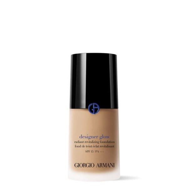 Giorgio Armani Highlighter folyékony smink SPF 15 Designer Glow (Radiant
Revitalizing Foundation) 30 ml 5