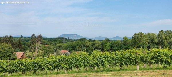 ELADÓ BALATONBOGLÁR-SZŐLŐSKISLAKI ÉPÍÉTÉSI TELEK - Balatonboglár