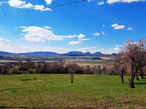 Tájpanorámás, építhető-eladó MEZŐGAZDASÁGI TERÜLET KÖVESKÁLON -
Köveskál