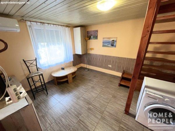 Eladó szépen kivitelezett tégla ház Szeged-Subasán!