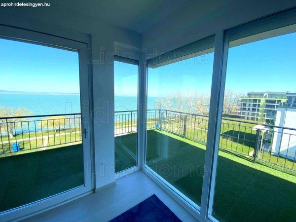 Siófok, Ezüstparton fronti penthouse lakás eladó!